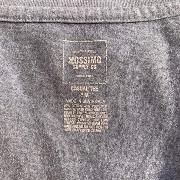 Gray v-neck long sleeve t-shirt - Picture 6 of 6